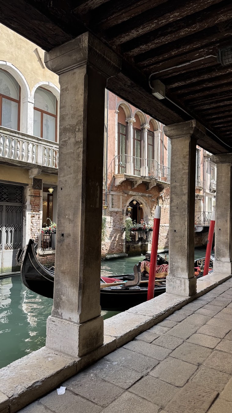 Gondola